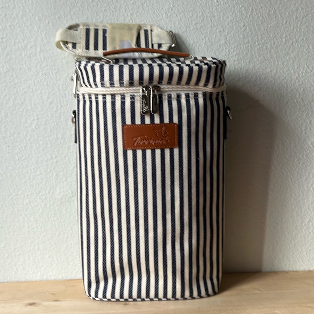 Tirrinia 2 bottle wine tote cooler